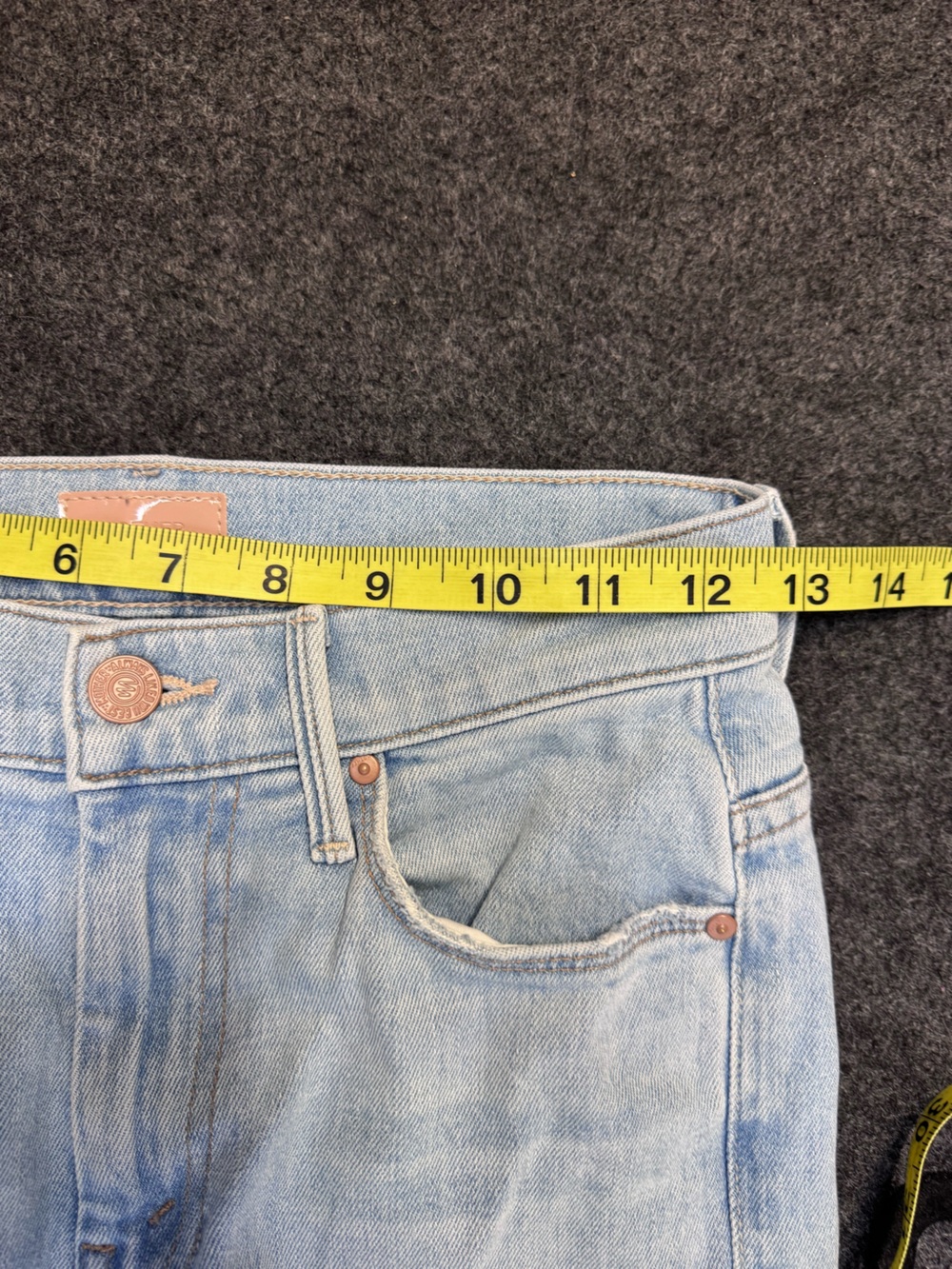 Mother The Weekender Fray Jeans- Mentally Elsewhere Sz 24 - Picture 8 of 11